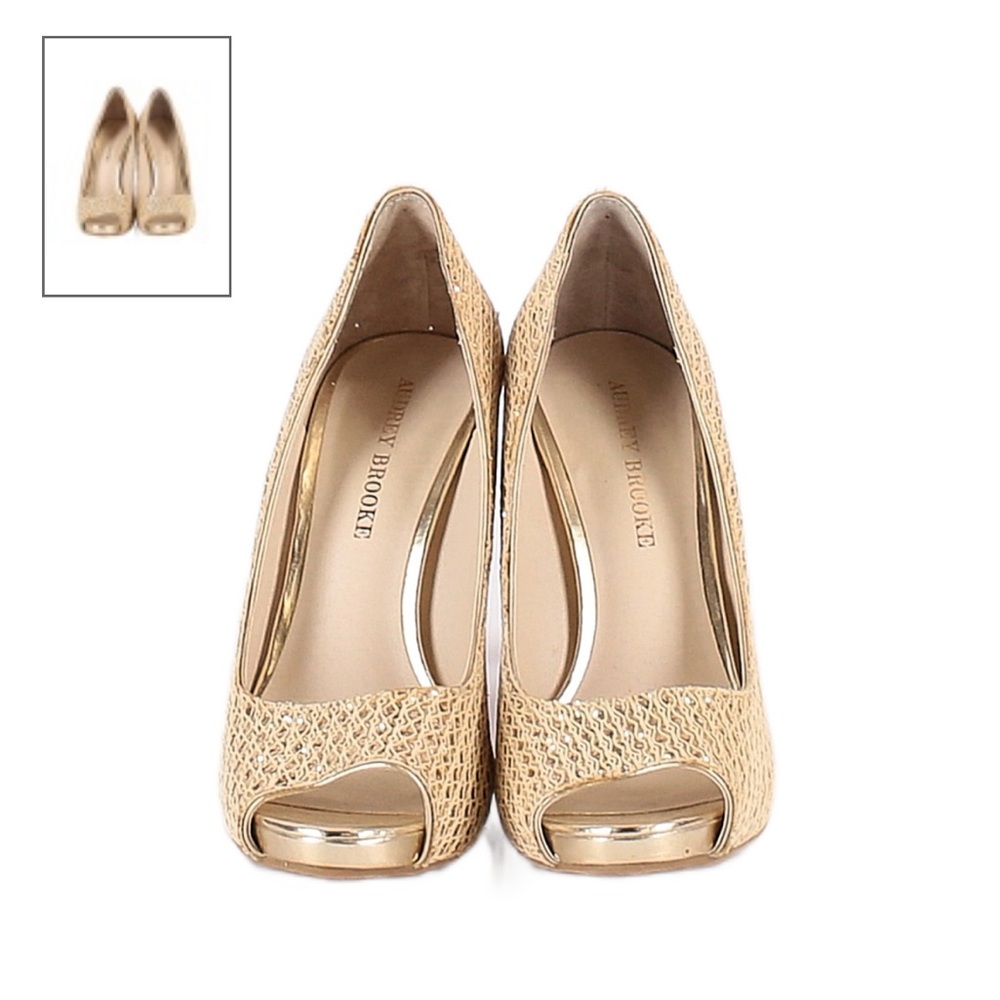 Audrey Brooke Gold Heels worn once size 6